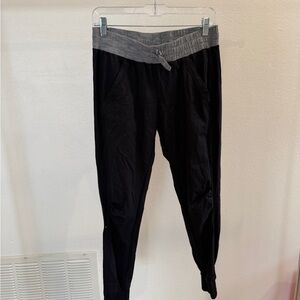 Lorna Jane Black and Gray Women's Joggers